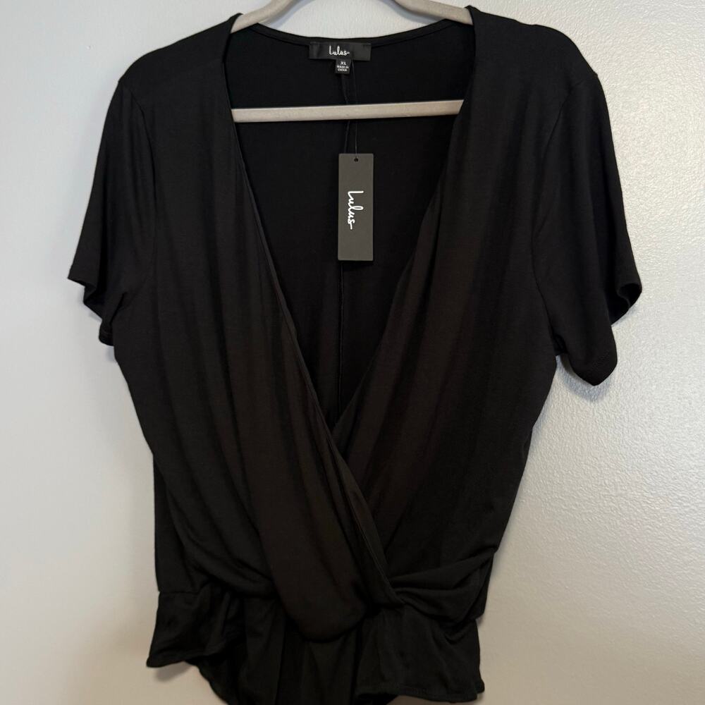 Lulus Black Jersey Surplice Short Sleeve Bodysuit NEW XL - Picture 2 of 5